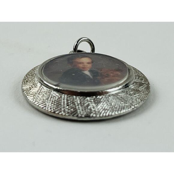 Photo Charm Pendant Silver Toned Picture Frame Vintage Boy w/ Bear 60s 80s Old - Picture 5 of 10